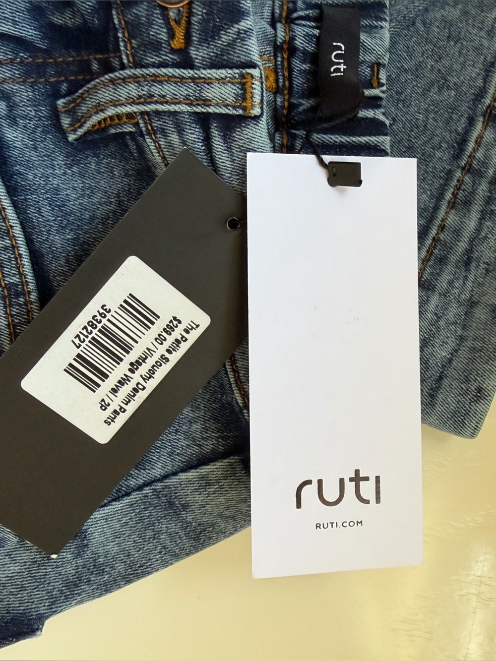 Ruti NWT Barrel Jeans Petite Slouchy Tapered Patch Pockets Blue Denim Size 2 - Picture 3 of 10